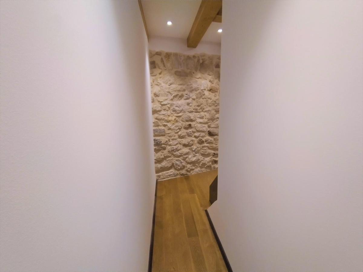 Luxury Apartment - Old Soul With A New Heart 크레스 외부 사진